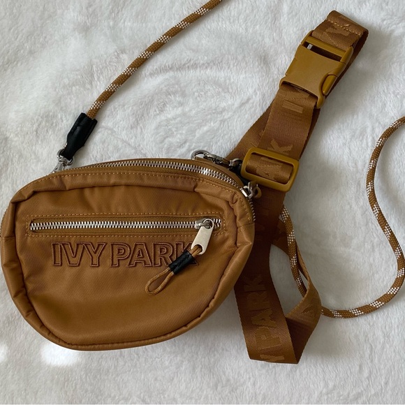 adidas Ivy Park Belt Bag - Picture 5 of 7